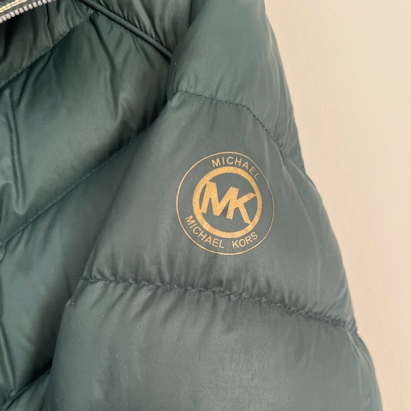 Michael Kors green Puffer Jacket - Picture 5 of 7